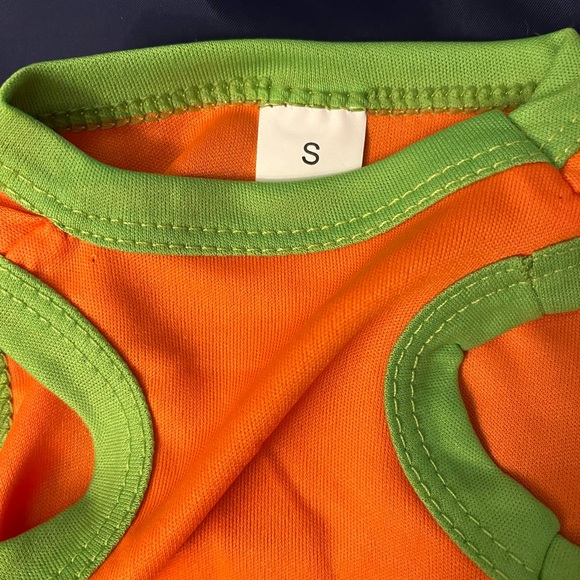 Super cute. 𝓝𝓦𝓞𝓣 Graphic Dog/Cat T-Shirt. - Picture 3 of 6